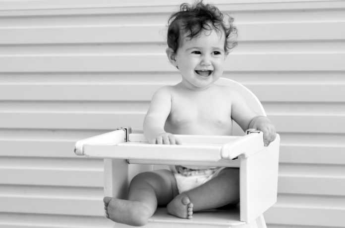 breast milk poops smell better than formula milk poops